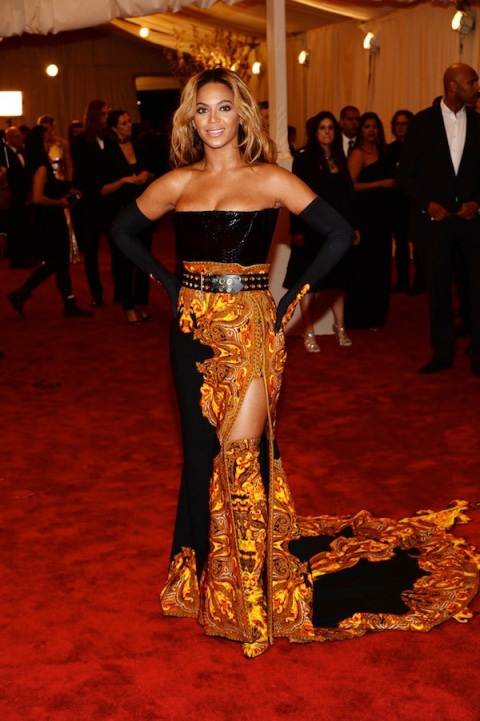 beyonce-givenchy-haute-couture